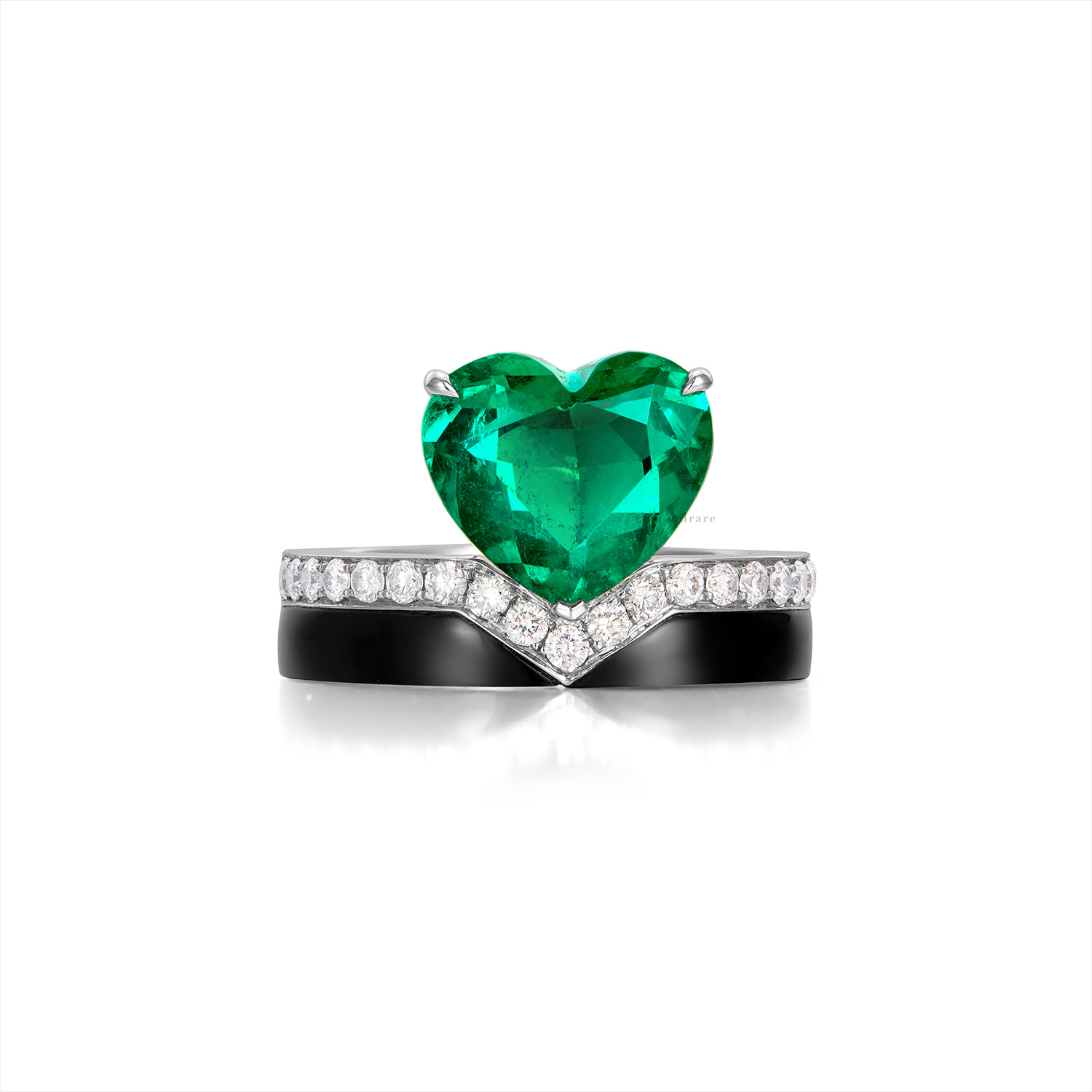 祖母绿配黑玛瑙及钻石戒指